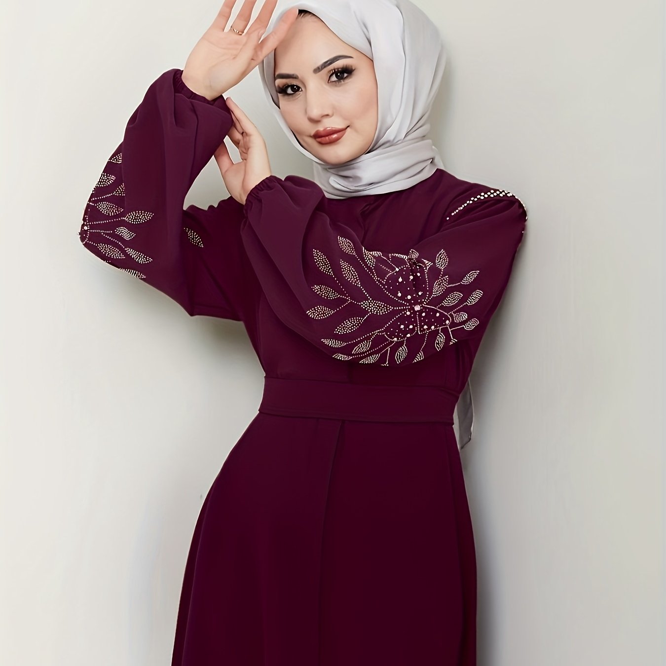 alalar | Elegant Black Abaya with Hand-Placed Rhinestone Embellishments