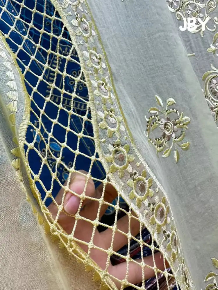 alalar | Luxury Embroidered Cotton Hijab Scarf – African & Dubai Style
