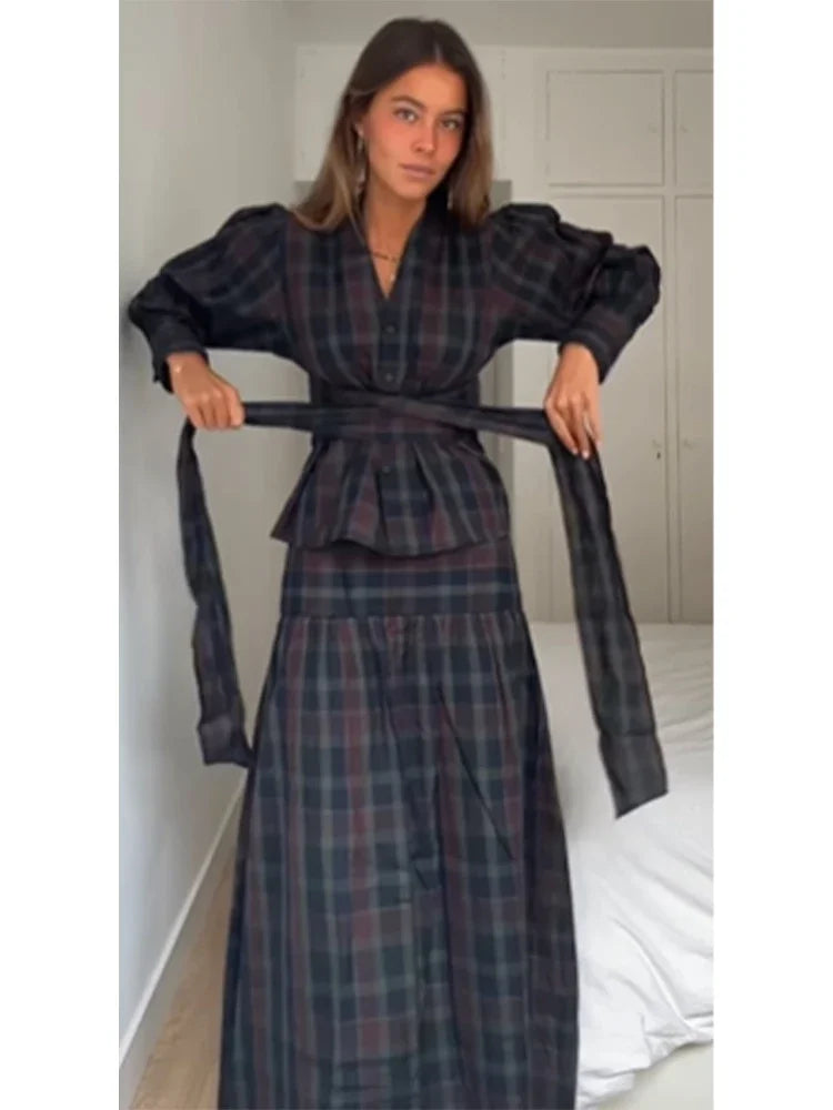 alalar | Elegant Pleated Checkered Two-Piece Suit – Lantern Sleeve Office Set (Autumn 2025)