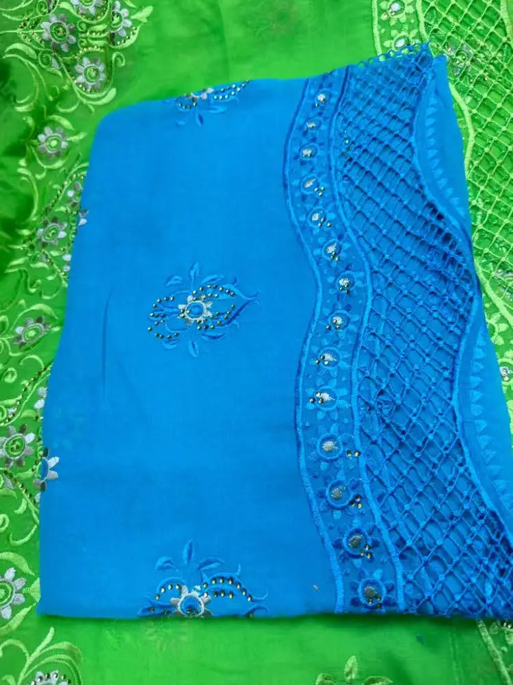 alalar | Luxury Embroidered Cotton Hijab Scarf – African & Dubai Style
