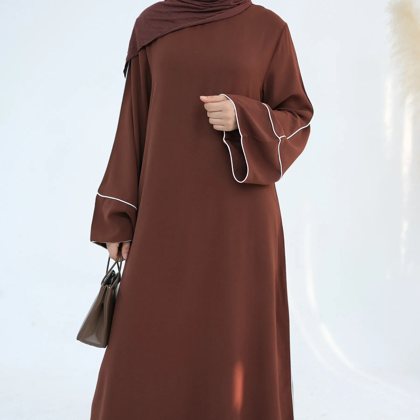 ALALAR | Velvet Abaya Dress – Luxury Dubai Modest Islamic Clothing for Women